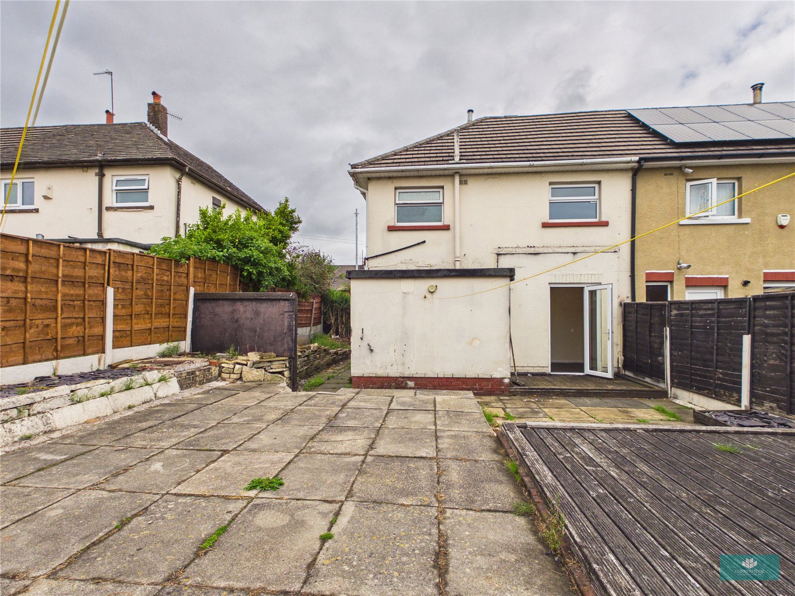 Trent Road, Shaw