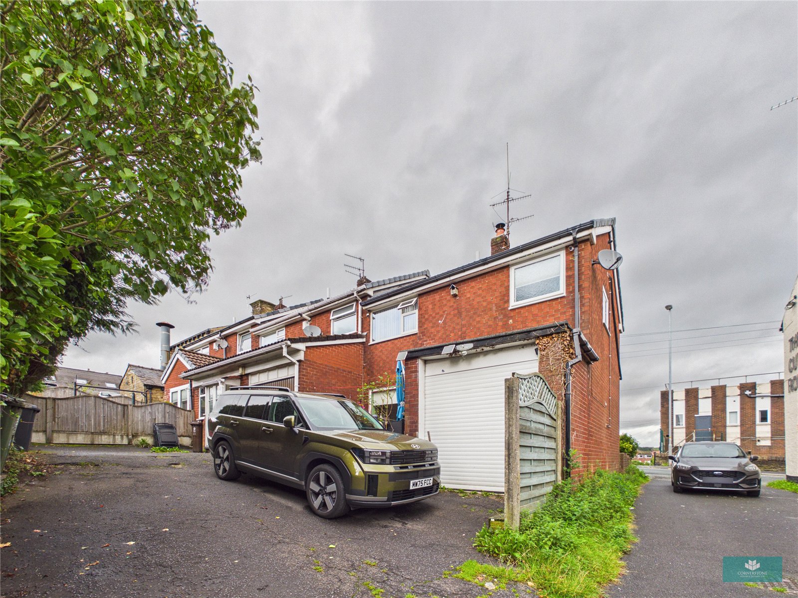 Rochdale Road, Shaw