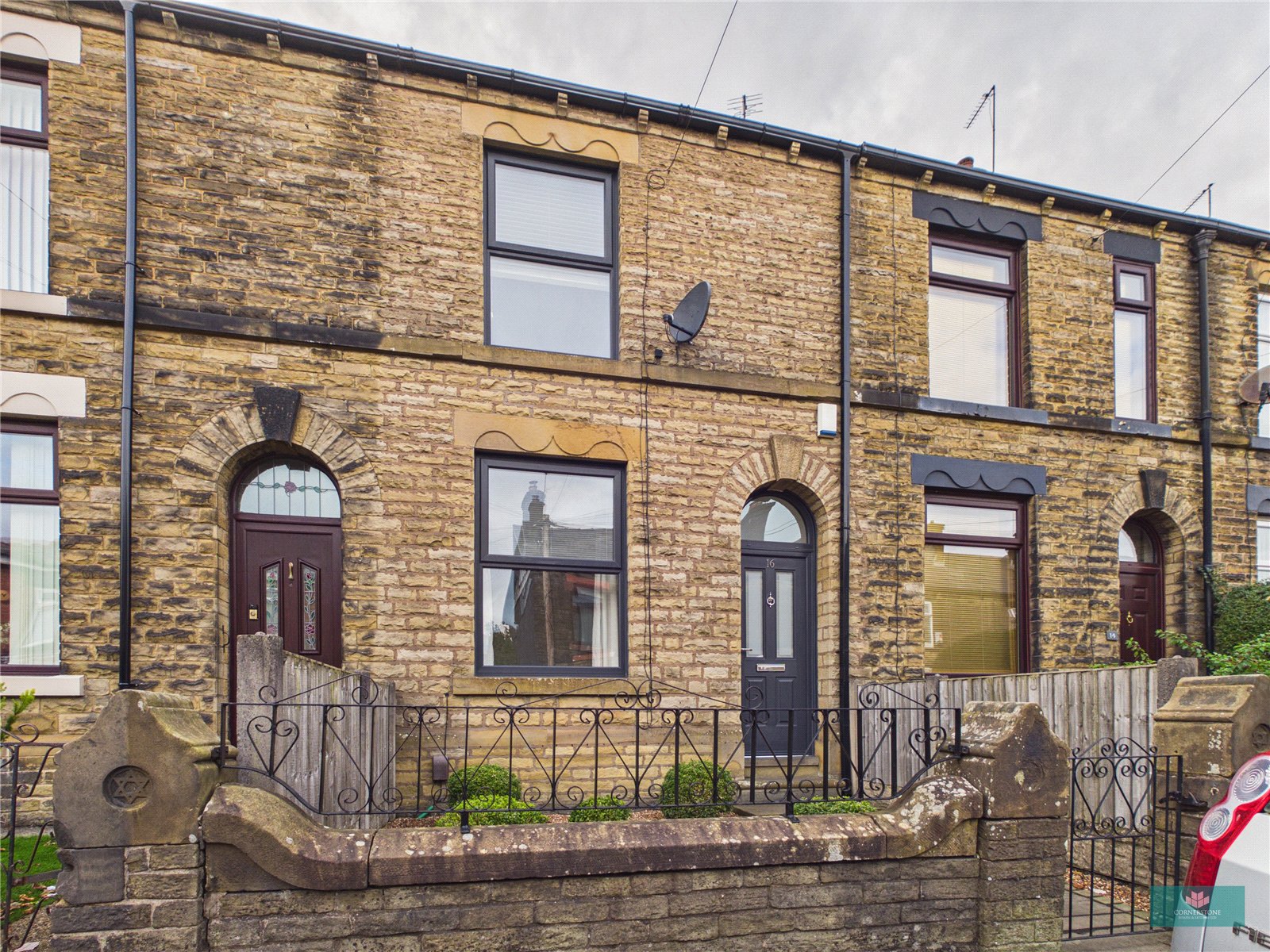 Chamber Road, Shaw