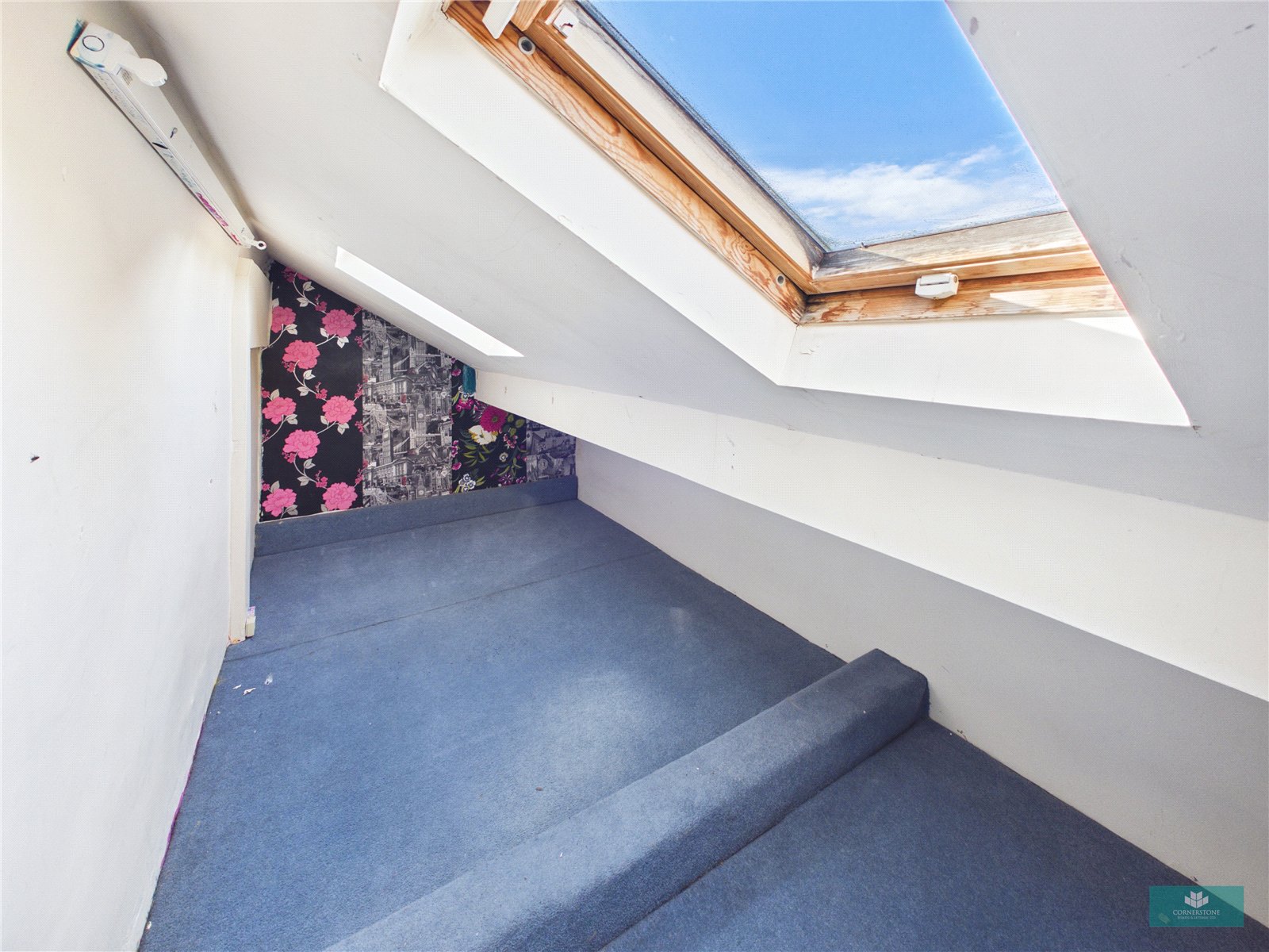 Hawthorn , Flat 8, Badgers Edge
