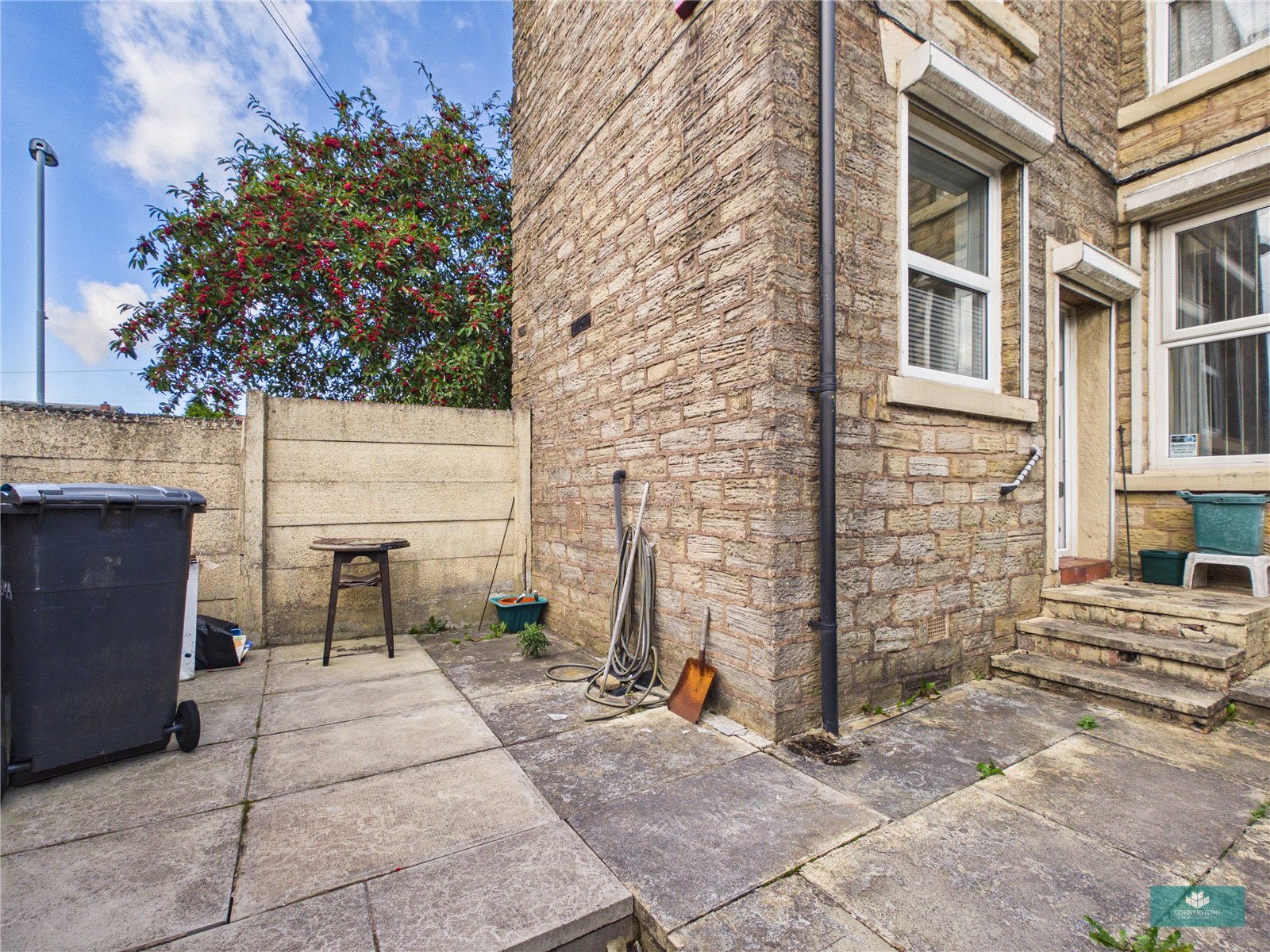 Stoneleigh Street, Derker