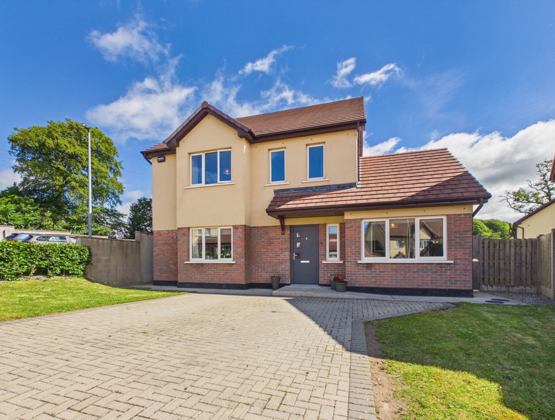 11 Willow Grove, Oak Ridge, Aylesbury Road, Ferrybank