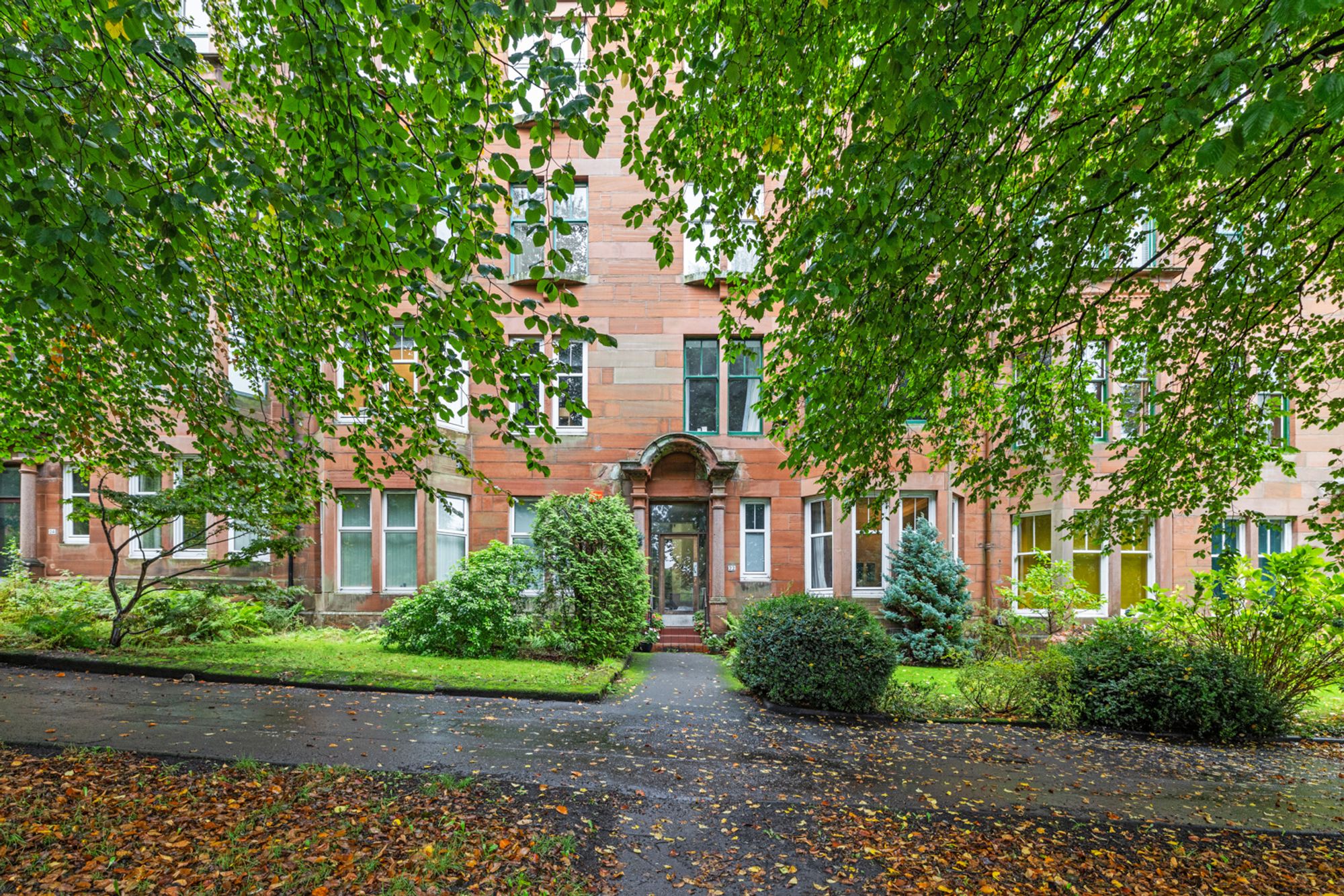 22 Woodcroft Avenue, Broomhill, G11 — photo 1