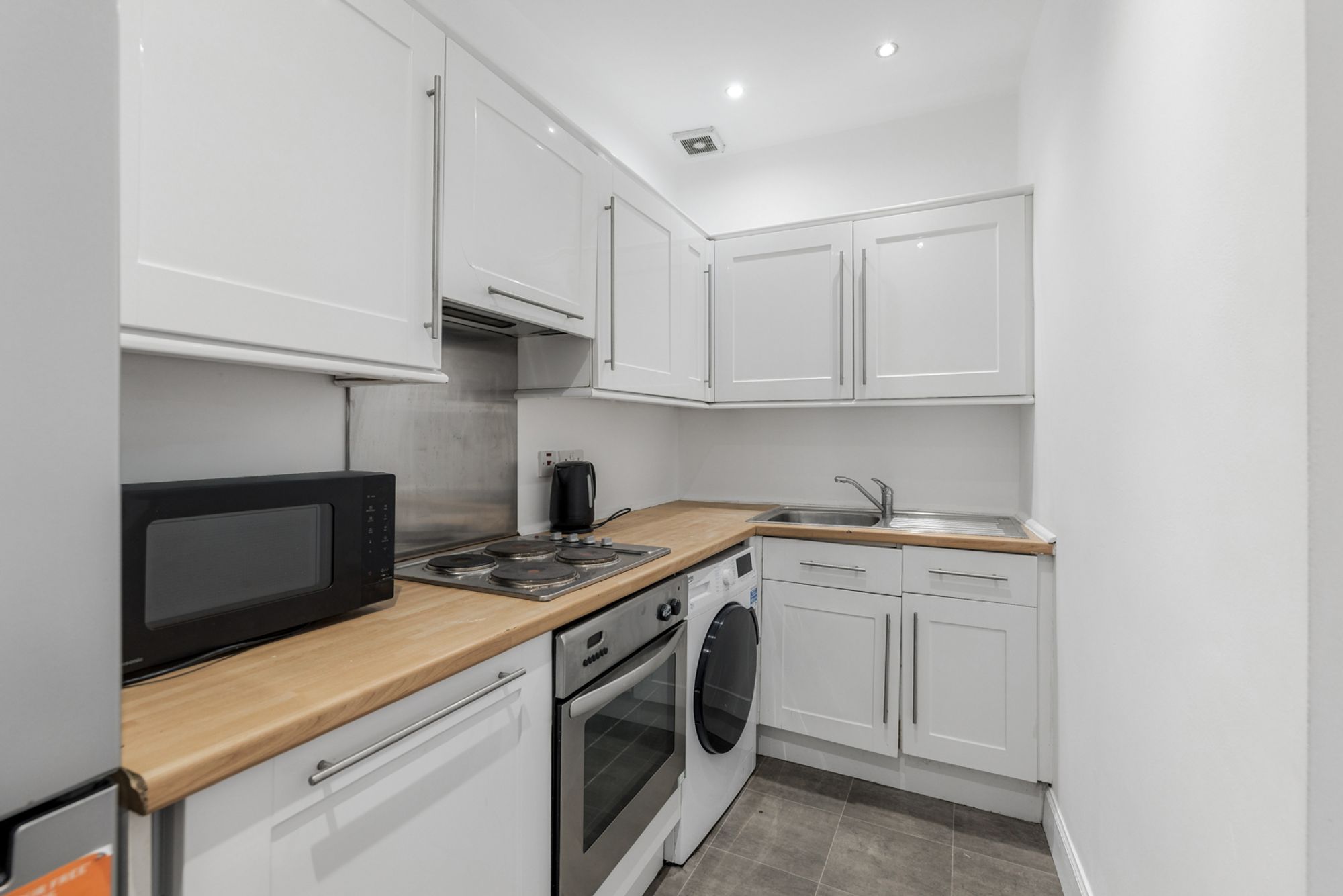 26 Granville Street, Charing Cross, G3 — photo 5