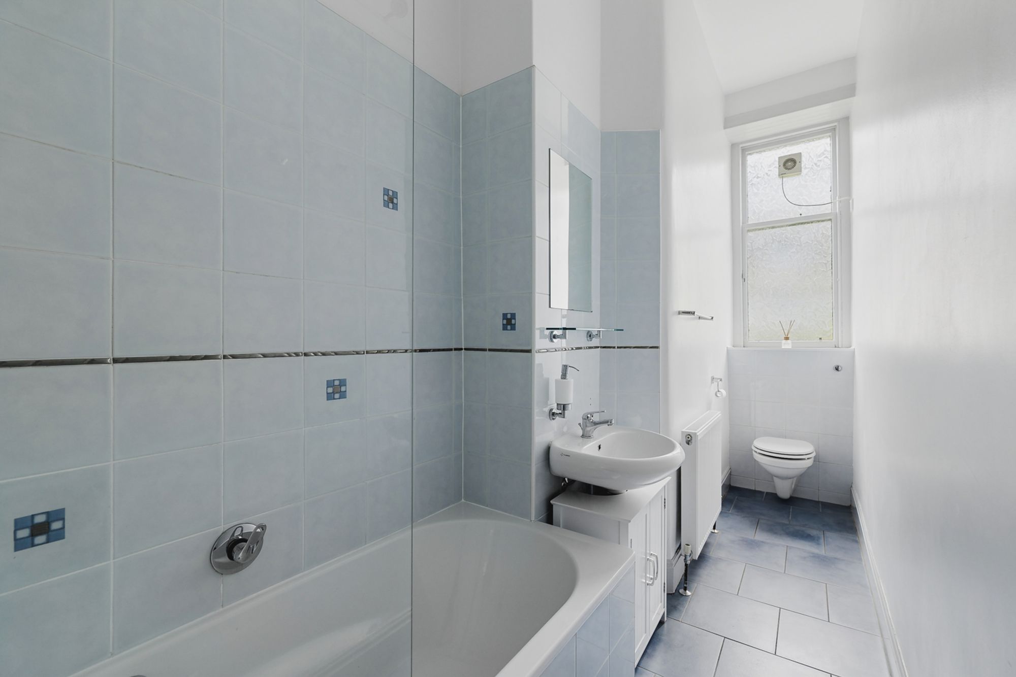 13 Naseby Avenue, Broomhill, G11 — photo 14