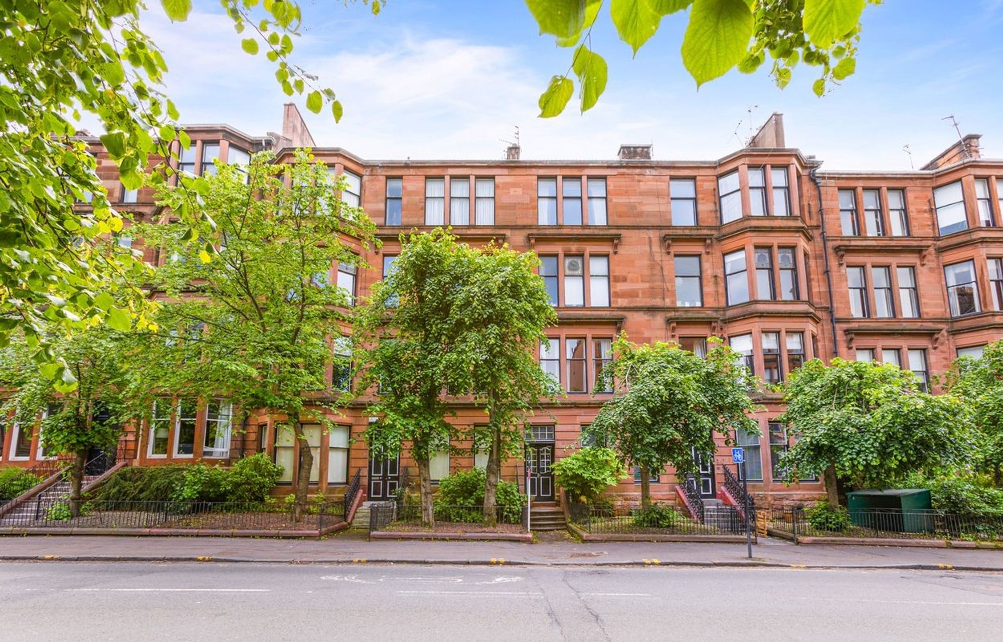 9 Clarence Drive, Hyndland, G12 — photo 1
