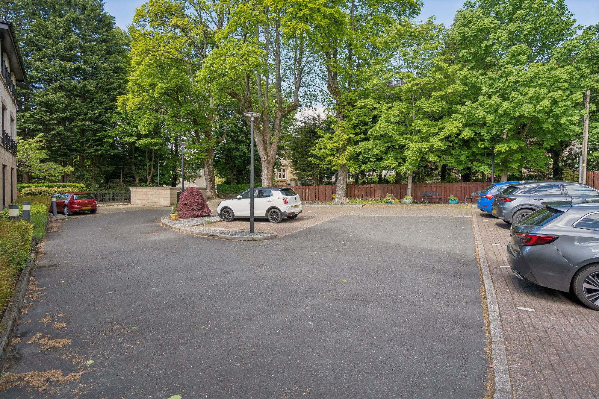 Flat 12, 2 West Chapleton Avenue, Bearsden, G61 — photo 22