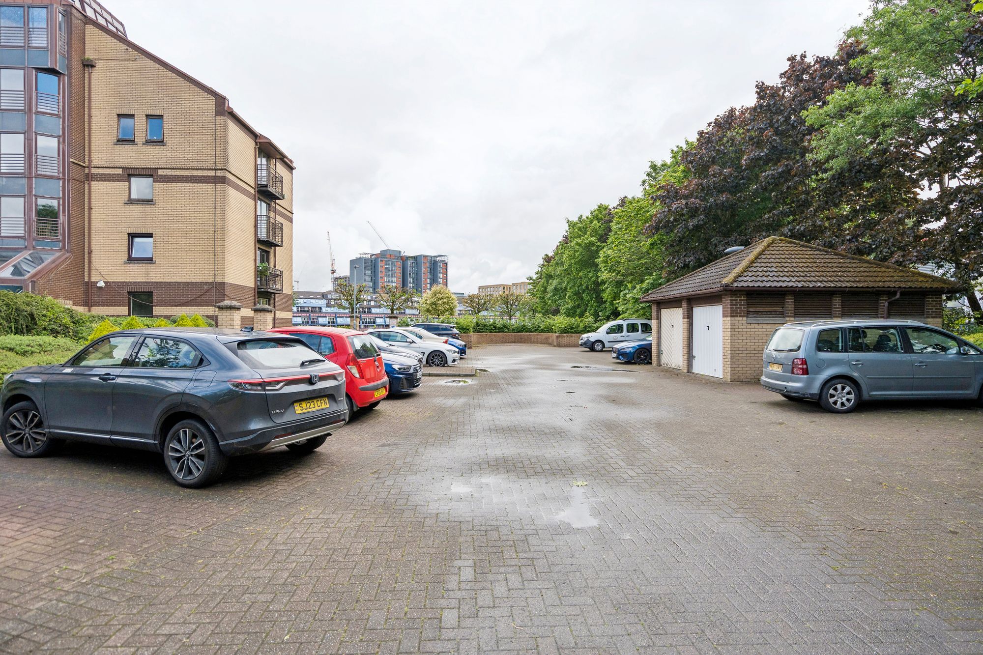 2 Mavisbank Gardens, Kinning Park, G51 — photo 12