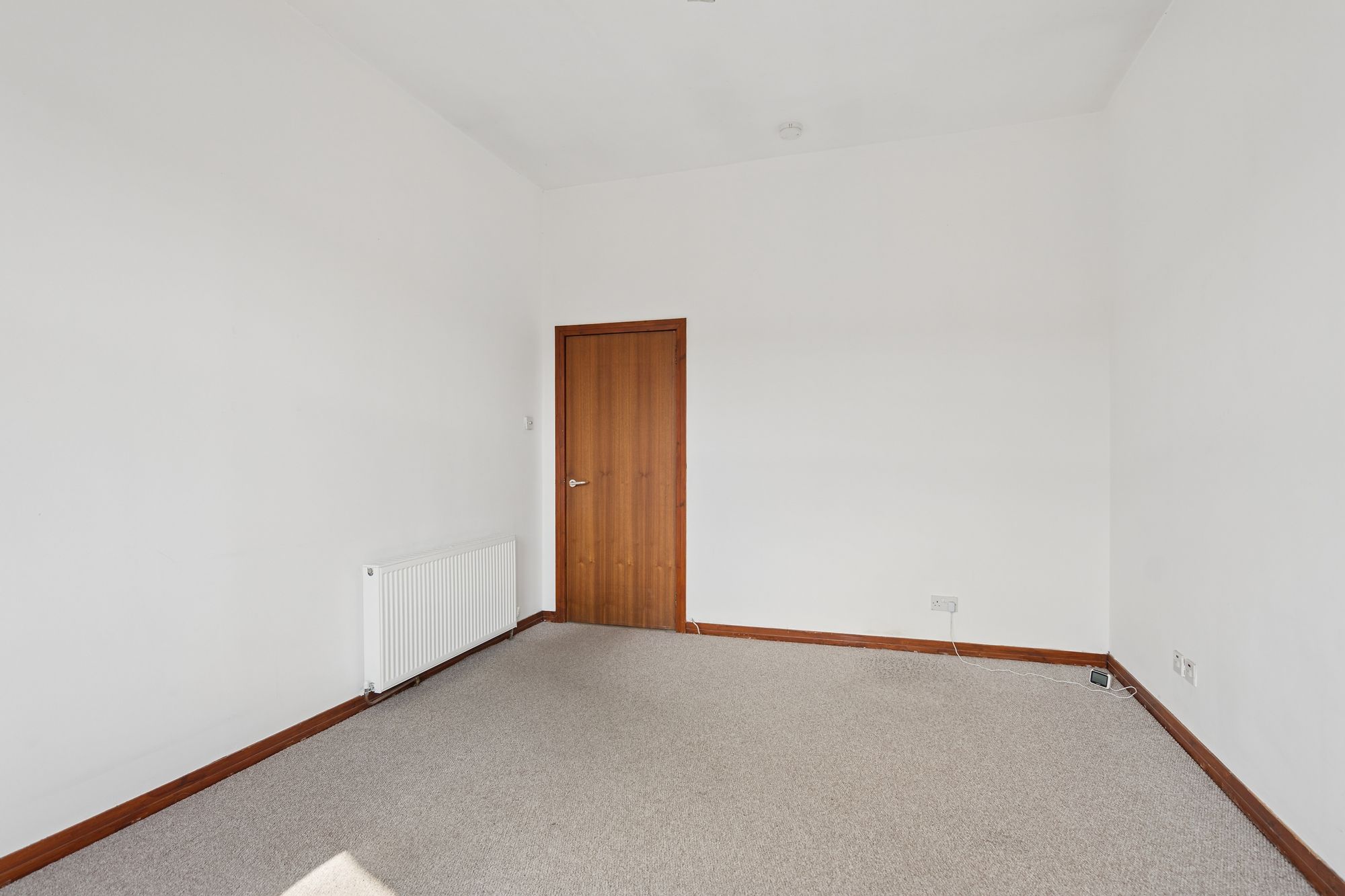 32 Scotstoun Street, Whiteinch, G14 — photo 3