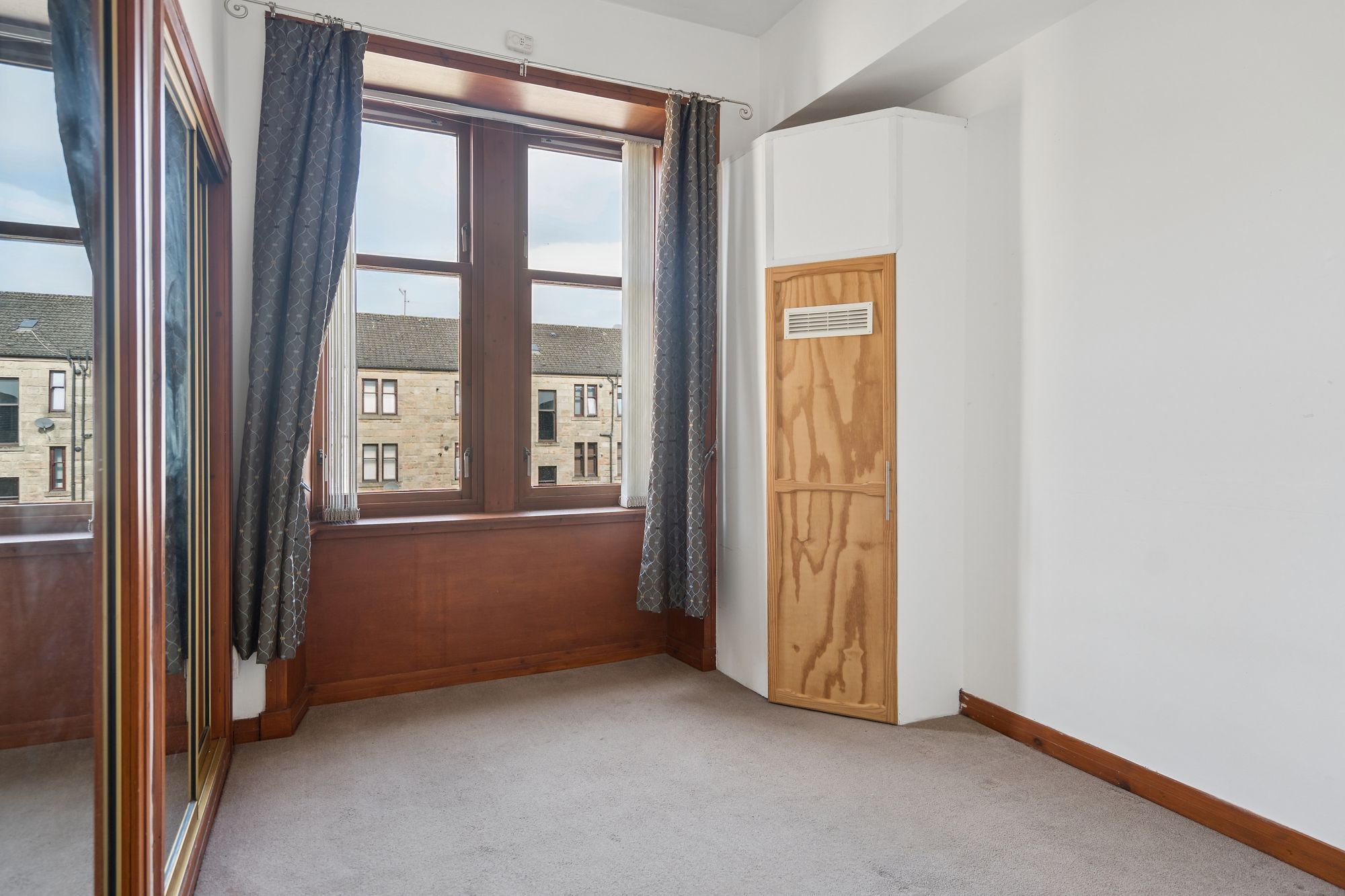 32 Scotstoun Street, Whiteinch, G14 — photo 6