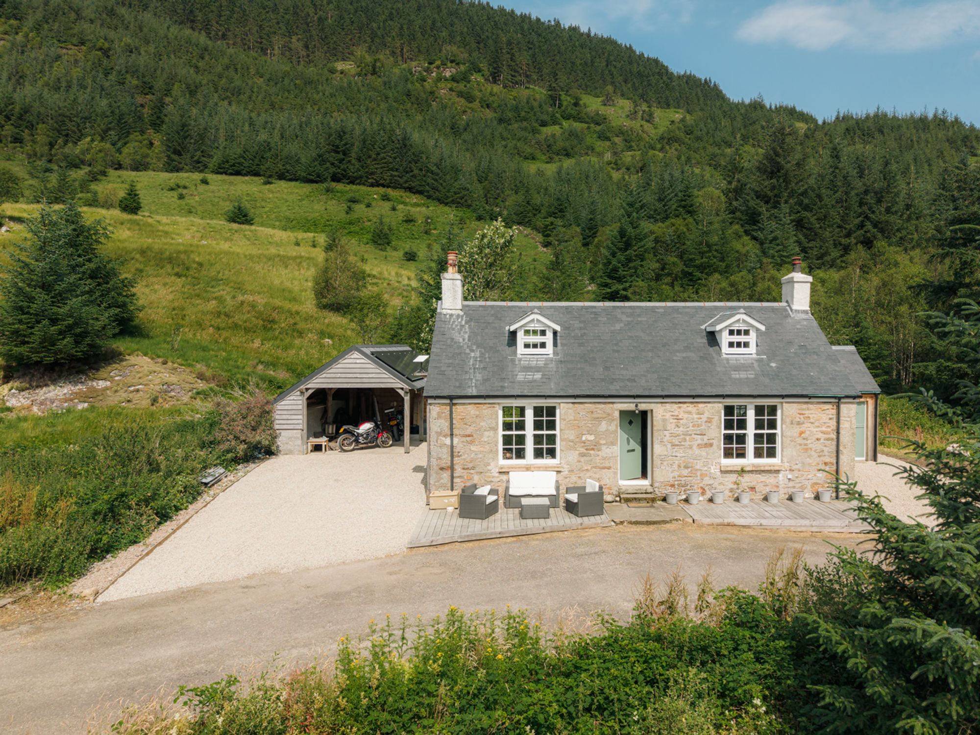 Glenhurich Cottage, Polloch, Glenfinnan, PH37 4LX — photo 1