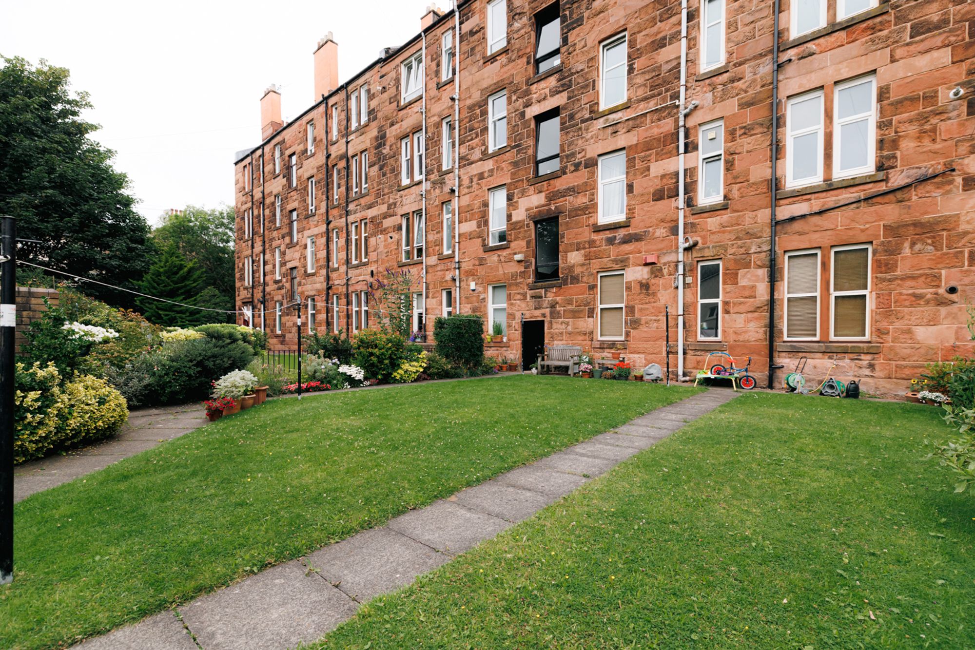 9 Thornwood Gardens, Thornwood, G11 — photo 21