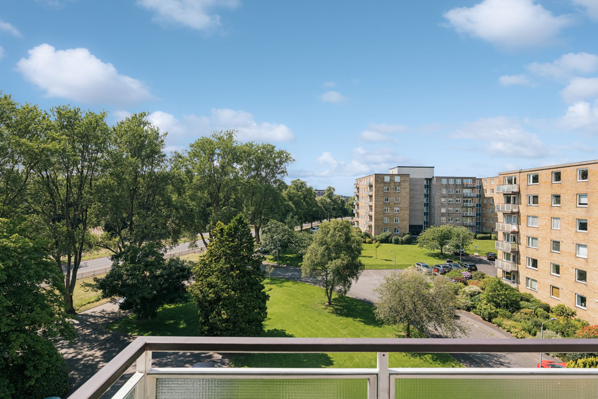 Flat 105 Whittingehame Court, 1300 Great Western Road, Kelvindale, Glasgow, G12 0BH — photo 2