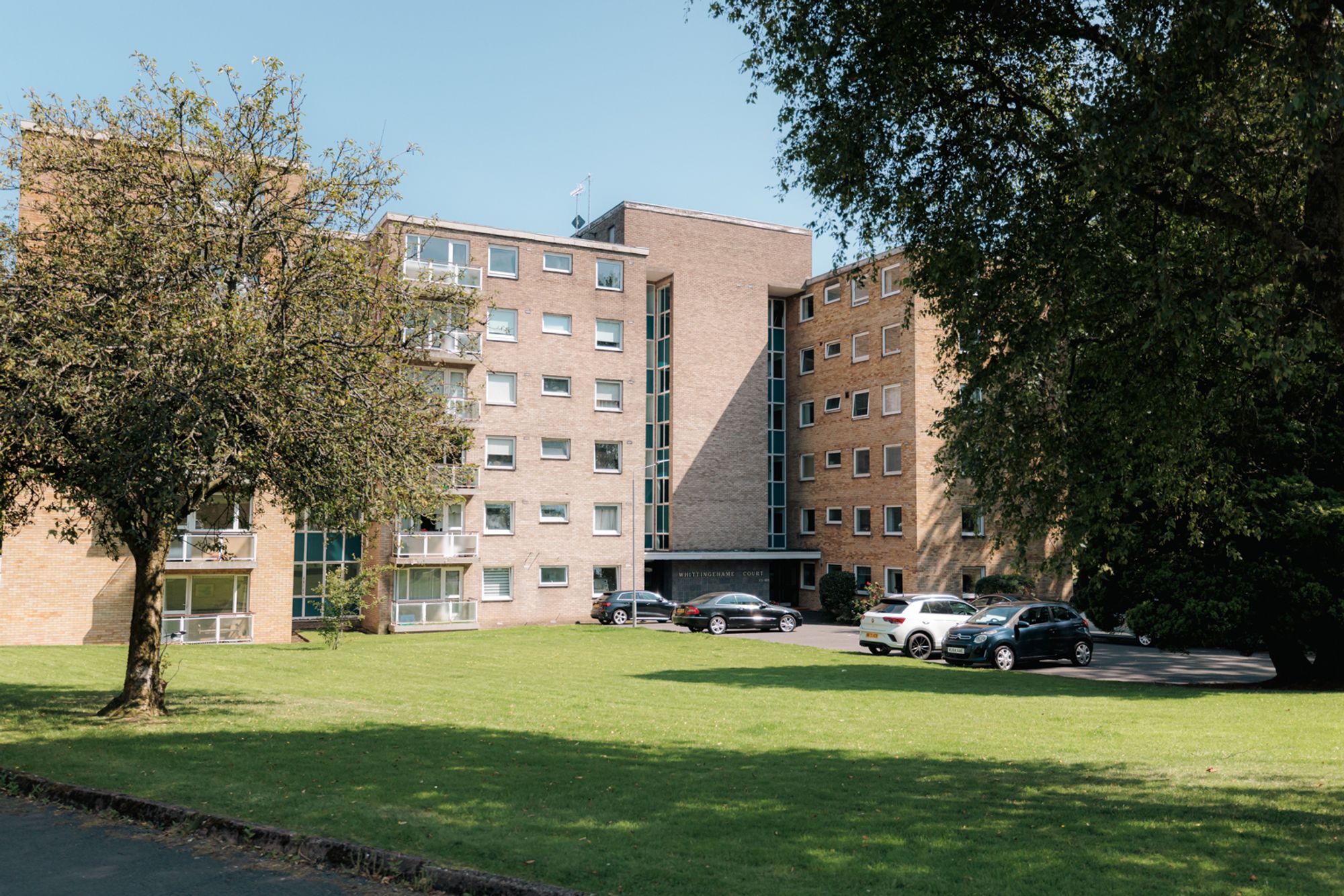 Flat 105 Whittingehame Court, 1300 Great Western Road, Kelvindale, Glasgow, G12 0BH — photo 1
