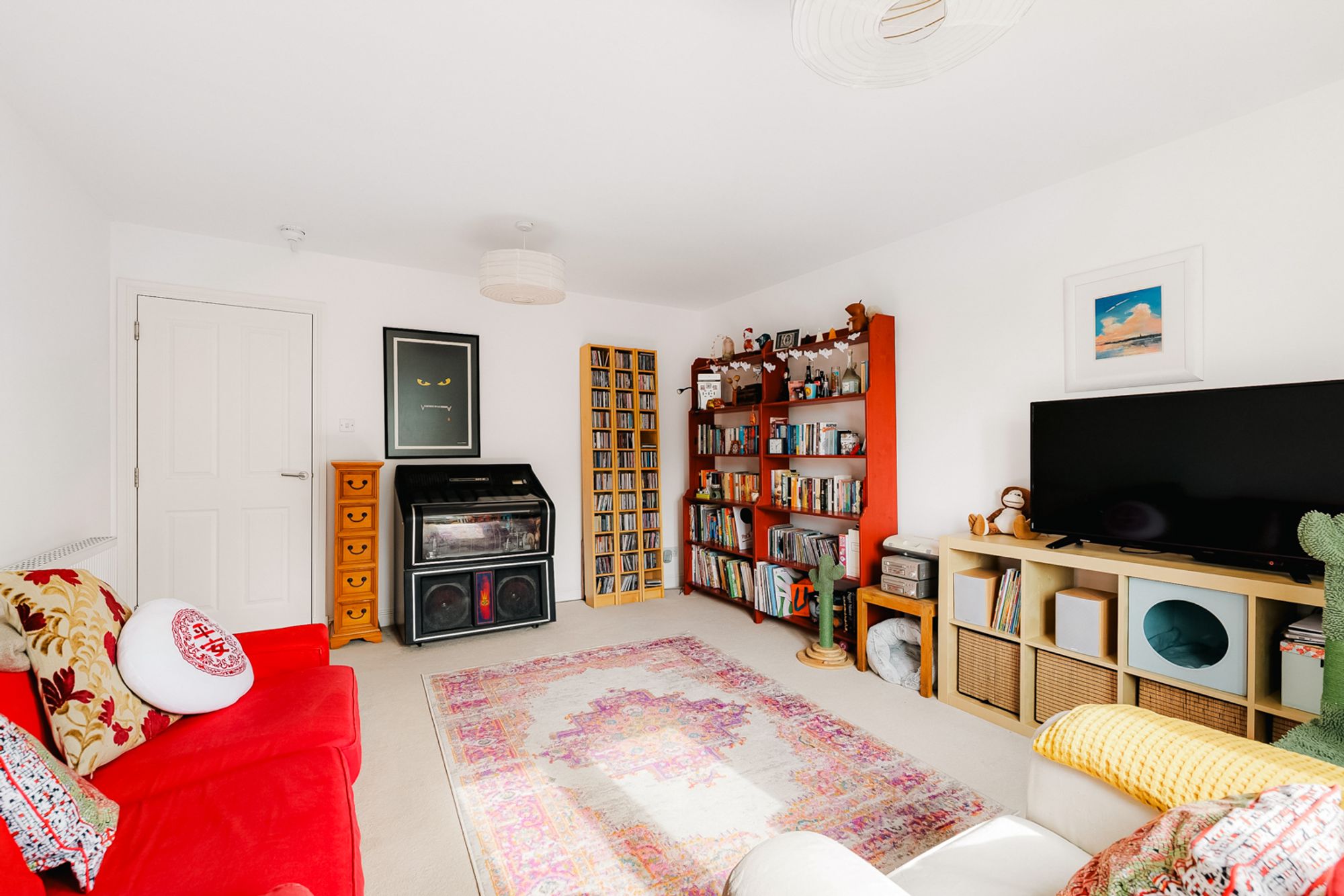 22 Larchfield Avenue, Scotstoun, G14 — photo 3