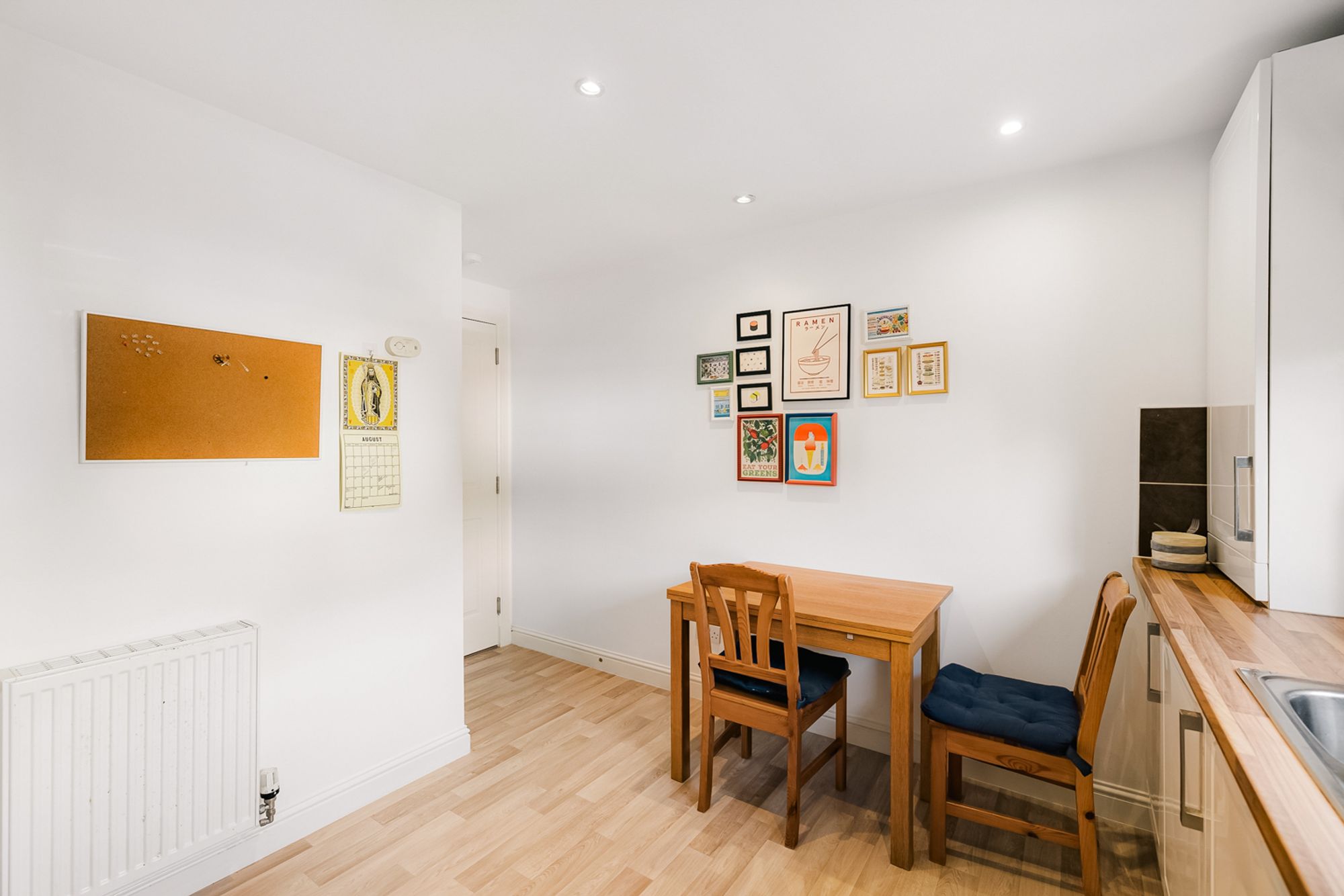 22 Larchfield Avenue, Scotstoun, G14 — photo 6
