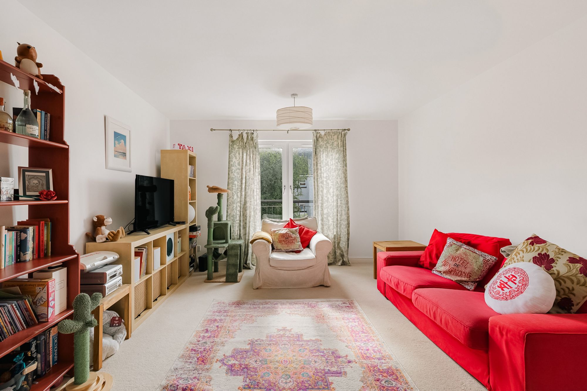 22 Larchfield Avenue, Scotstoun, G14 — photo 2
