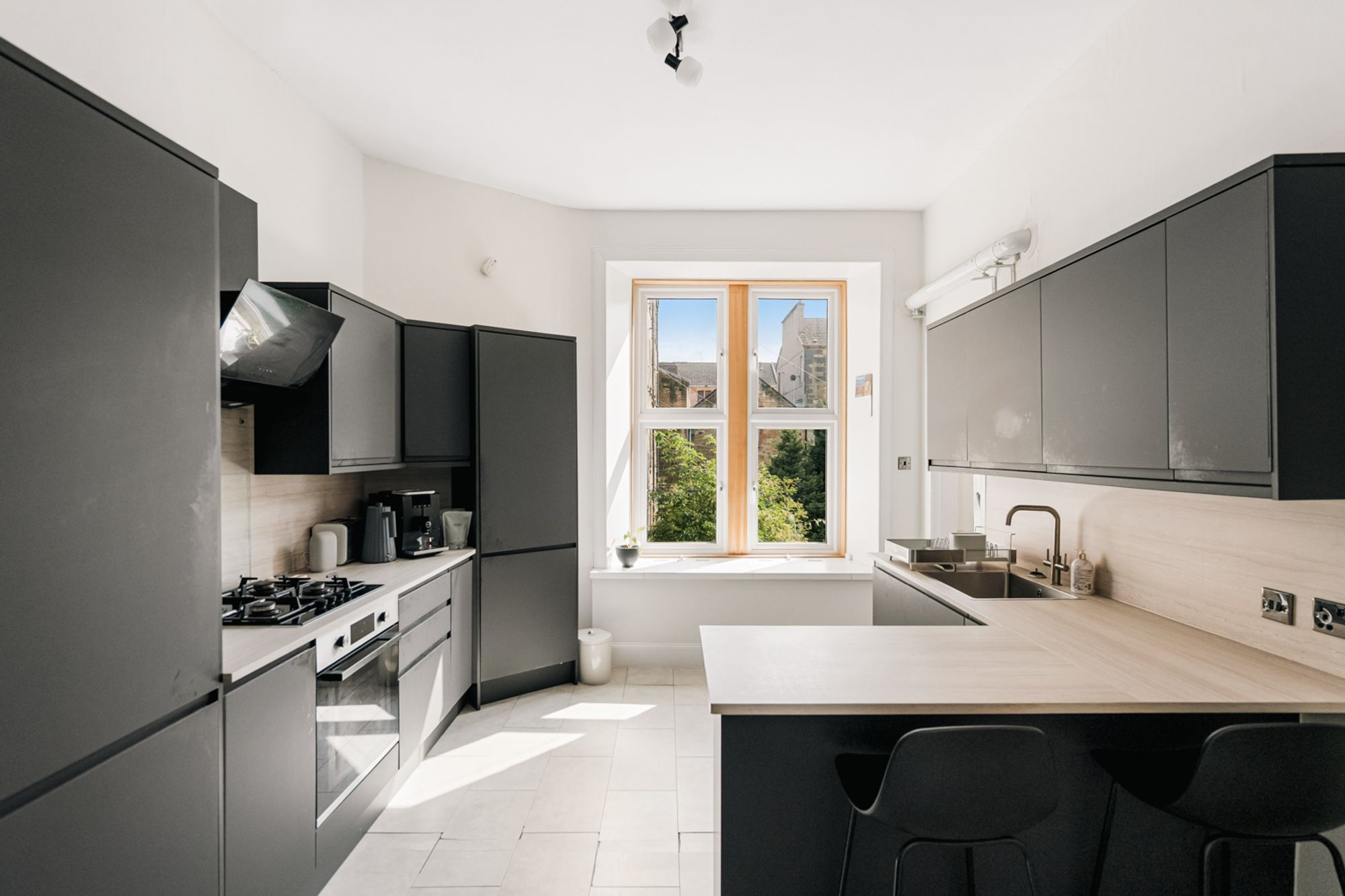 11 Lawrie Street, Partick, G11 — photo 7