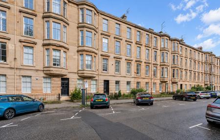 78 Kent Road, Charing Cross, G3