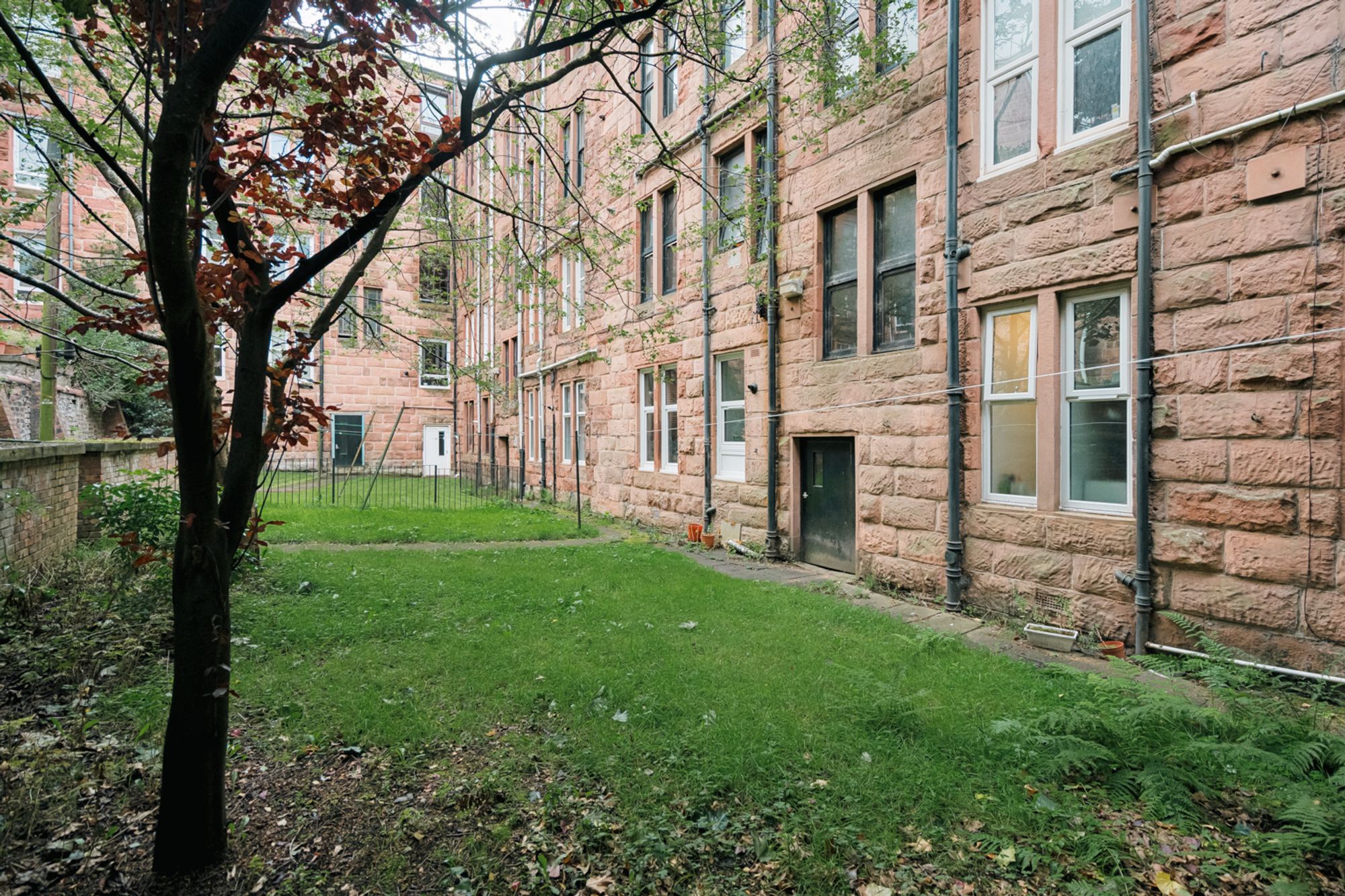 12 Lawrie Street, Partick, G11 — photo 16