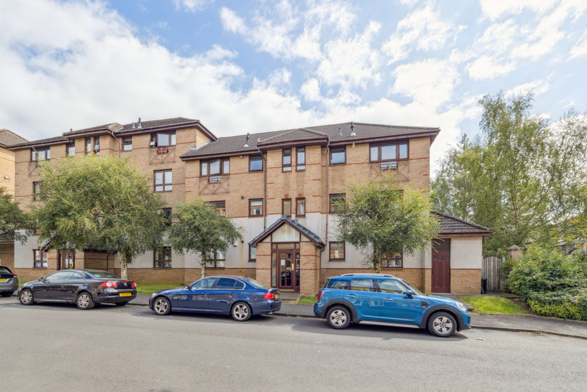 1014 Crow Road, Anniesland, G13 — photo 1