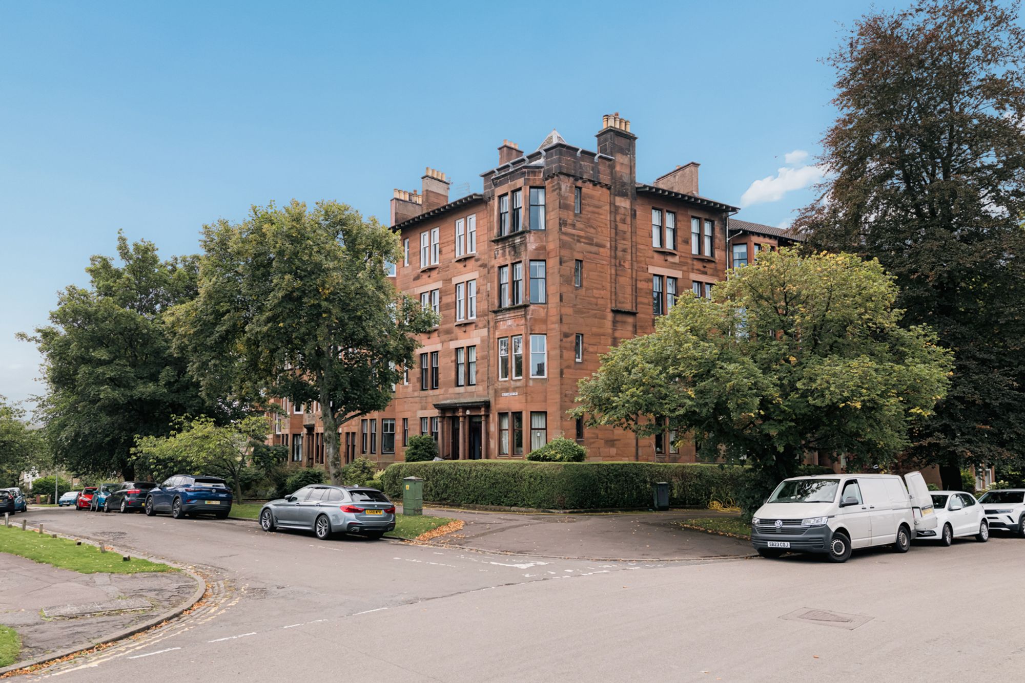 53 Beechwood Drive, Broomhill, G11 — photo 1