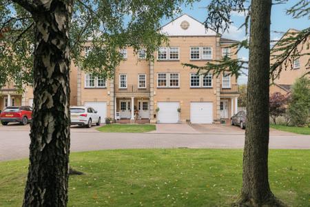 Hughenden Gardens, Hyndland, G12