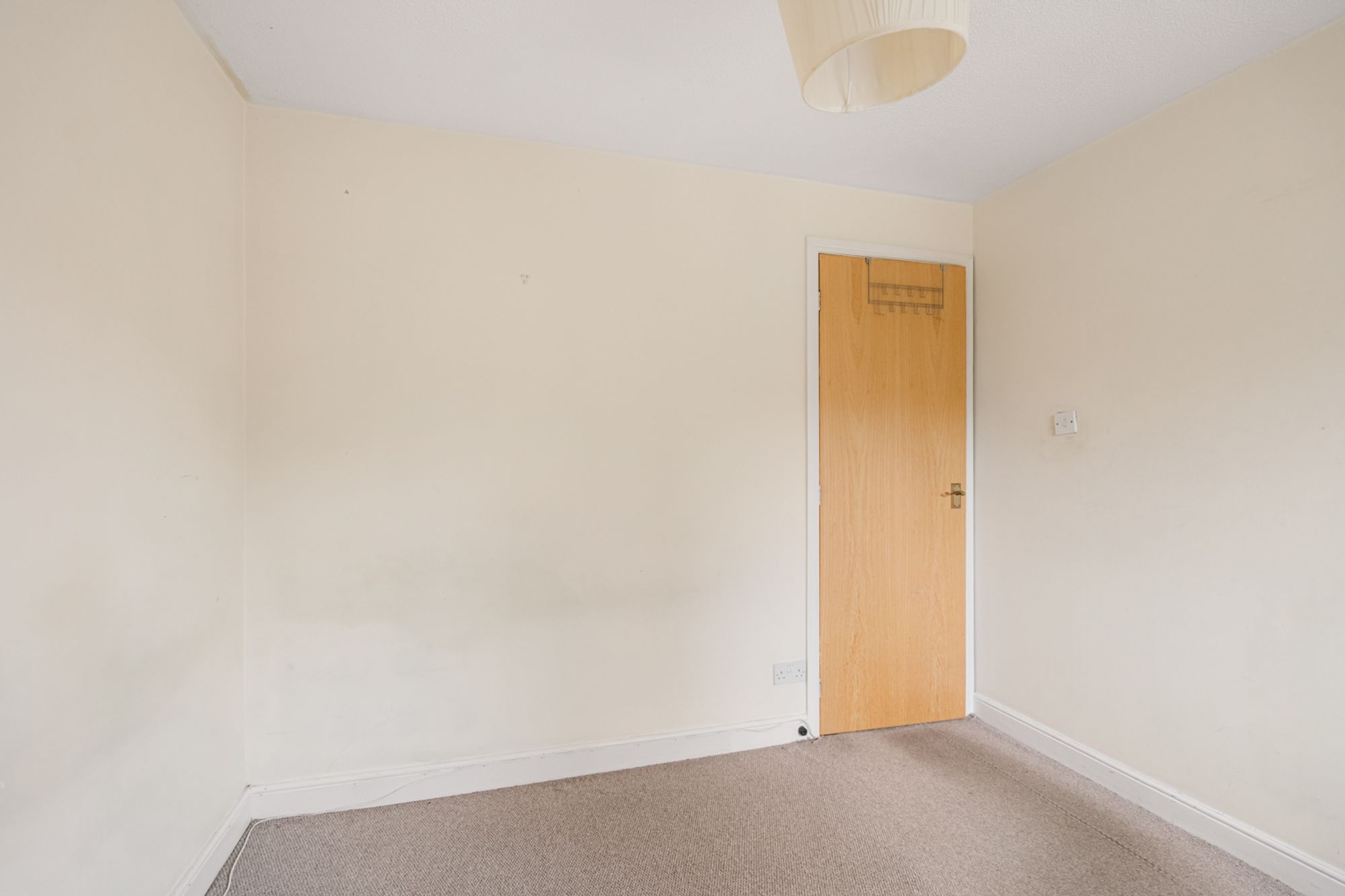 23 Rosevale Street, Partick, G11 — photo 9