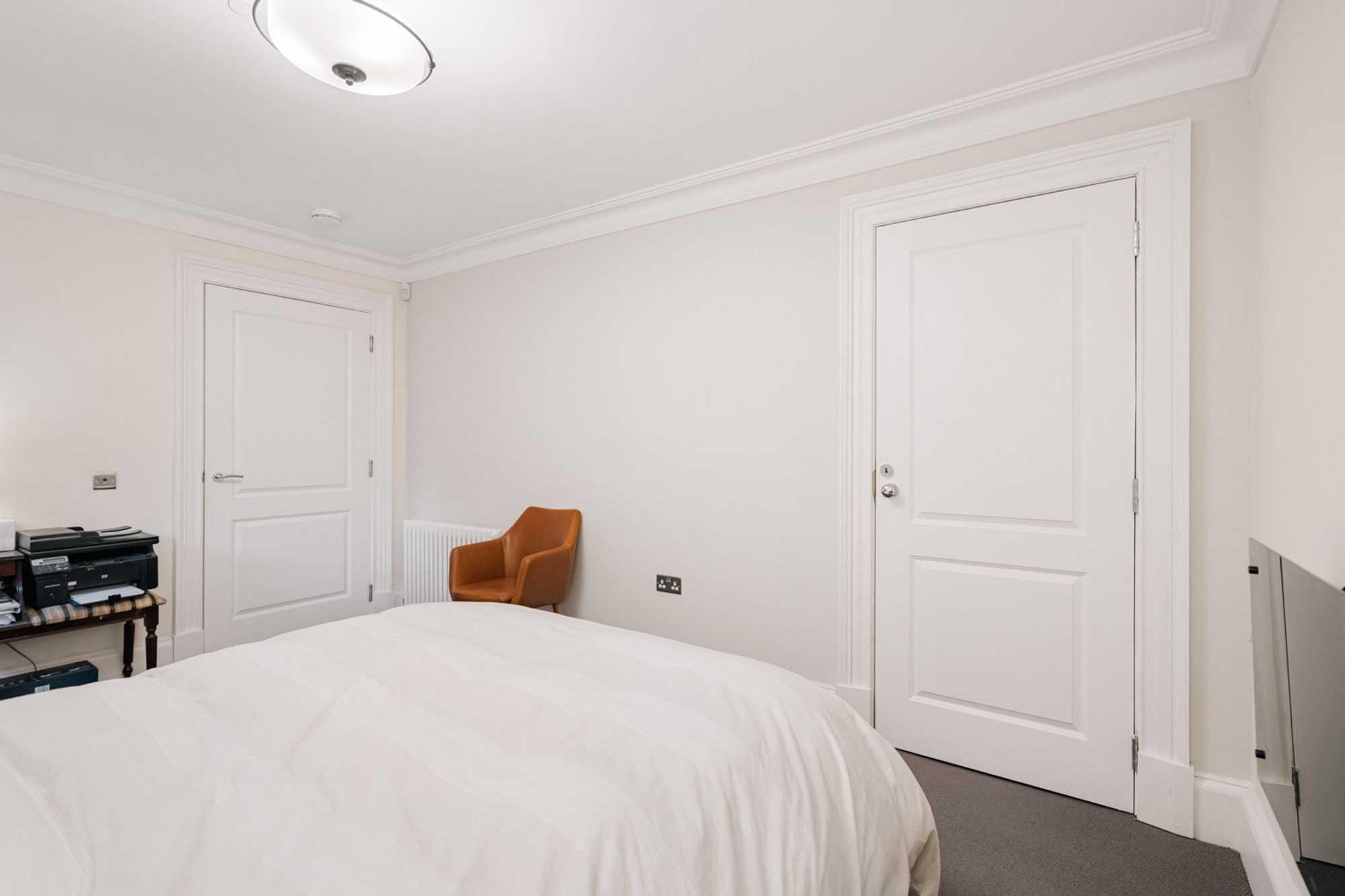 MAIN DOOR Garden Flat 34 Huntly Gardens — photo 19