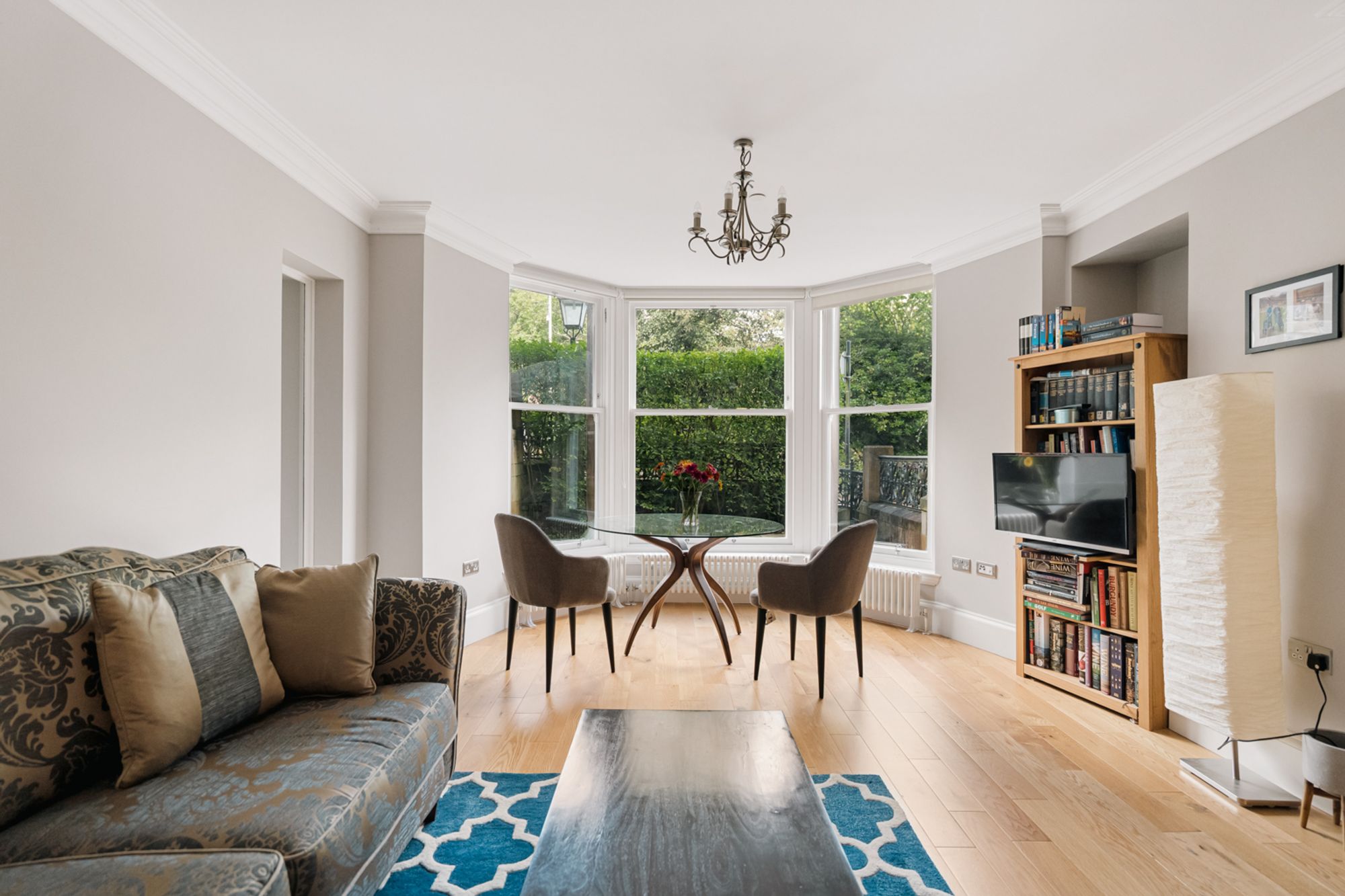 MAIN DOOR Garden Flat 34 Huntly Gardens — photo 4