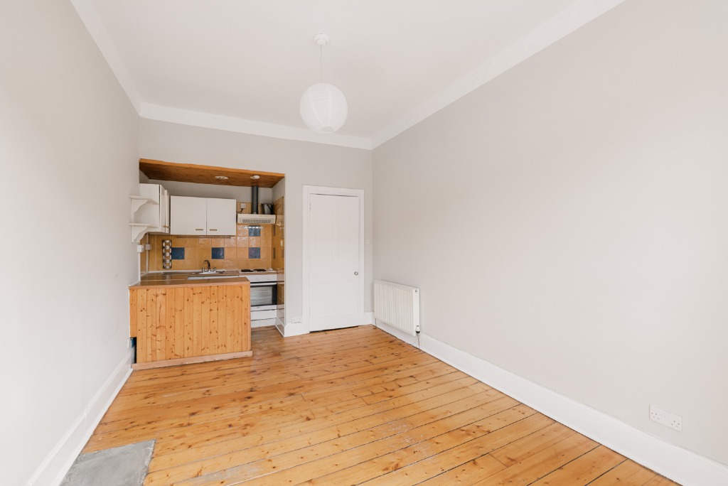 Fairlie Park Drive, Thornwood, Glasgow, G11 — photo 6