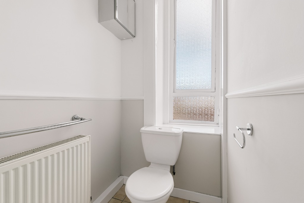 Fairlie Park Drive, Thornwood, Glasgow, G11 — photo 14