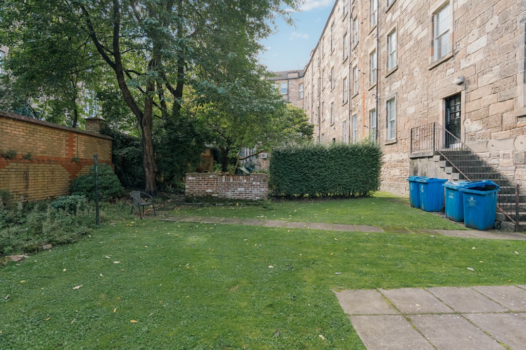 Willowbank Street, Woodlands, Glasgow, G3 — photo 2