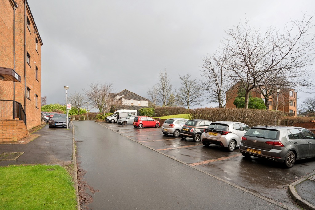Ascot Court, Anniesland, Glasgow, G12 — photo 16
