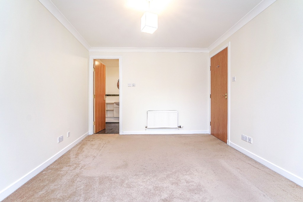 Strathblane Gardens, Anniesland, Glasgow, G13 — photo 11
