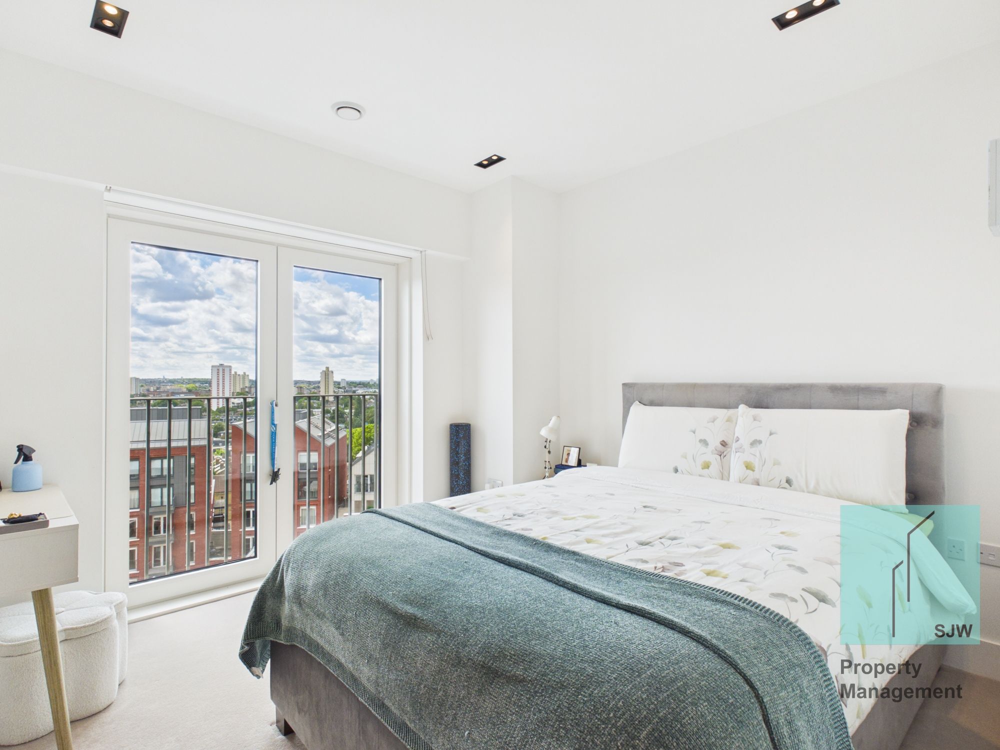 Image for Exchange Gardens, Keybridge Tower, SW8