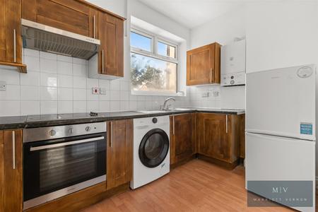 1 bedroom Flat for sale in Heathfield Road, Croydon