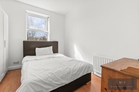 1 bedroom Flat for sale in Heathfield Road, Croydon