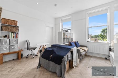 1 bedroom Flat for sale in South Park Hill Road, South Croydon
