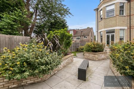 1 bedroom Flat for sale in South Park Hill Road, South Croydon