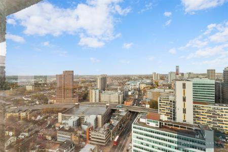 1 bedroom Flat for sale in High Street, Croydon