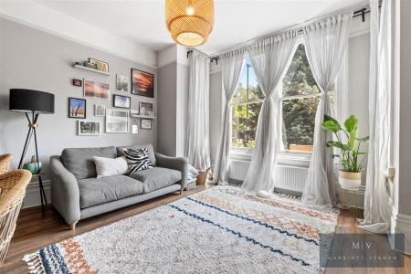 1 bedroom Flat for sale in Moreton Road, South Croydon