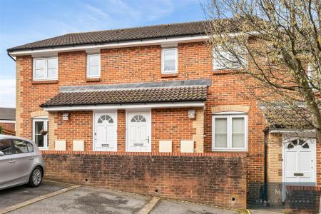 1 bedroom Flat for sale in Rosamund Close, South Croydon