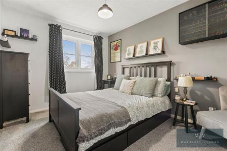 1 bedroom Flat for sale in Rosamund Close, South Croydon
