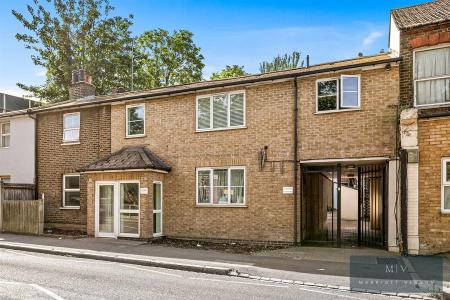 2 bedroom Flat for sale in Croham Road, South Croydon