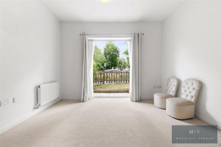 2 bedroom Flat for sale in Normanton Road, South Croydon