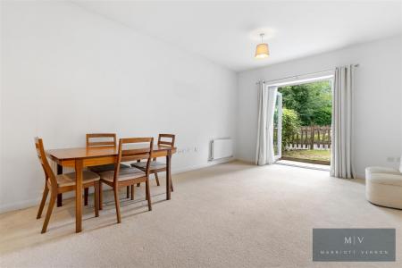 2 bedroom Flat for sale in Normanton Road, South Croydon