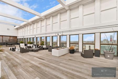 2 bedroom Flat for sale in High Street, Croydon