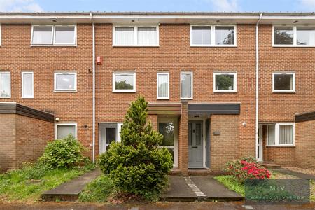 2 bedroom Flat for sale in St. Arvans Close, Croydon