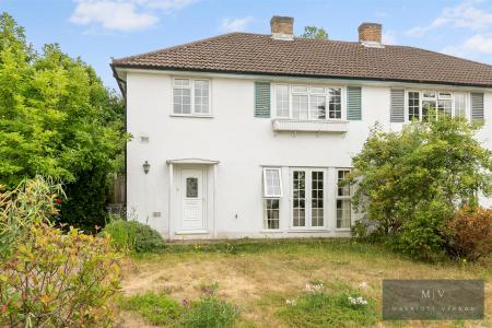 2 bedroom Flat for sale in Campden Road, South Croydon